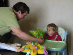 Cliquer droit pour charger la vid�o (2,7 Mo au format AVI) puis enregistrer la cible sous